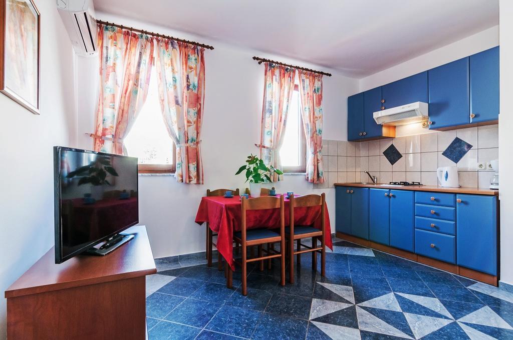 Villa Mare Apartments Vir Extérieur photo