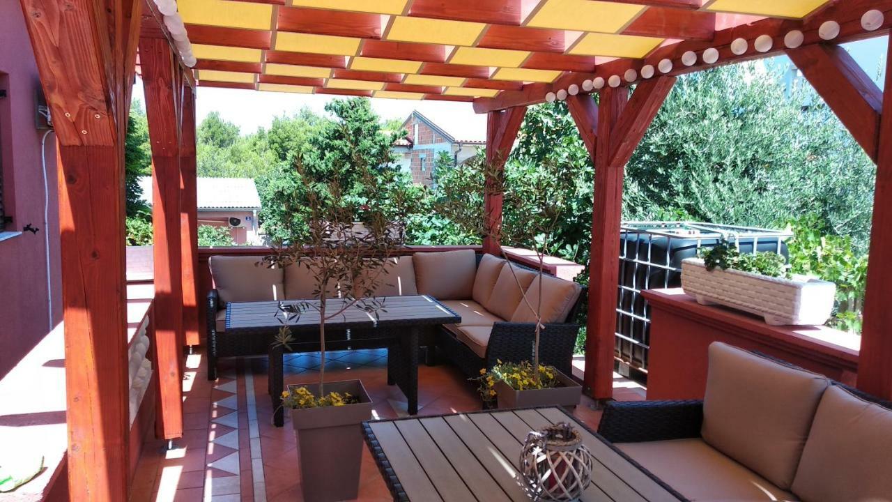 Villa Mare Apartments Vir Extérieur photo